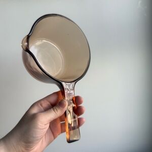 Visions by Corning France Vintage Amber Glass 0.7L Stovetop Sauce Pot w/ Spout